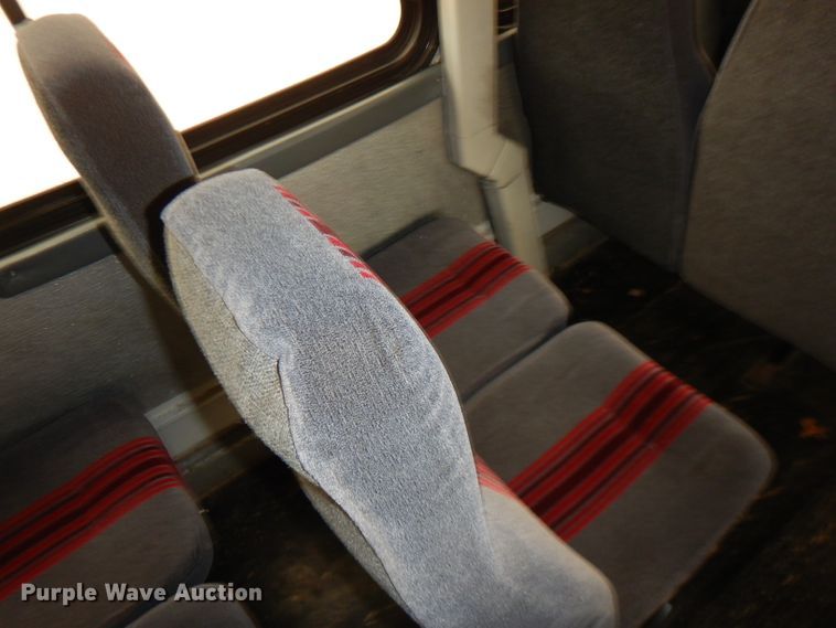 image for item FN9343 2000 Thomas Built Saf-T-Liner MVP  coach bus