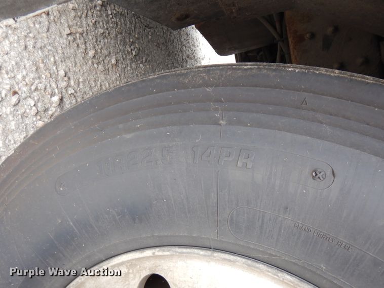 image for item FN9343 2000 Thomas Built Saf-T-Liner MVP  coach bus