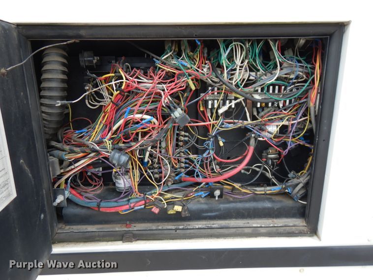 image for item FN9343 2000 Thomas Built Saf-T-Liner MVP  coach bus