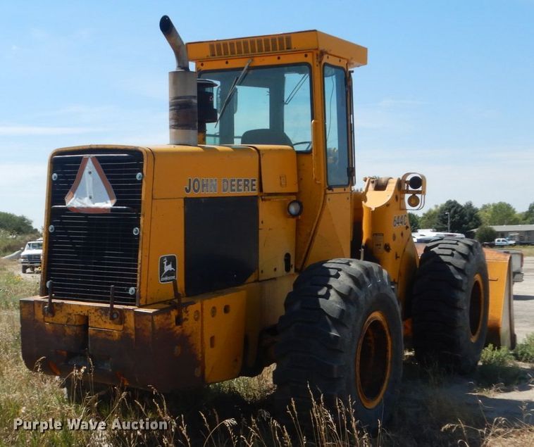 image for item FT9115 1981 John Deere 644C  wheel loader