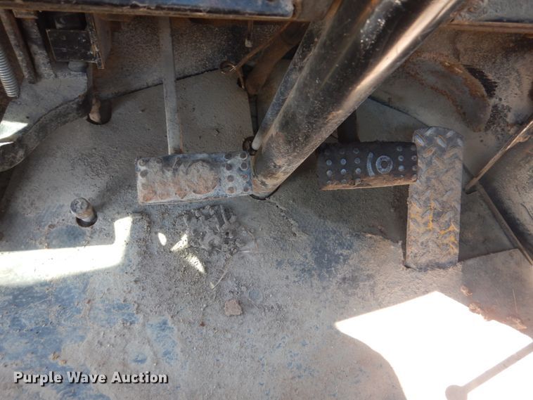 image for item FT9115 1981 John Deere 644C  wheel loader