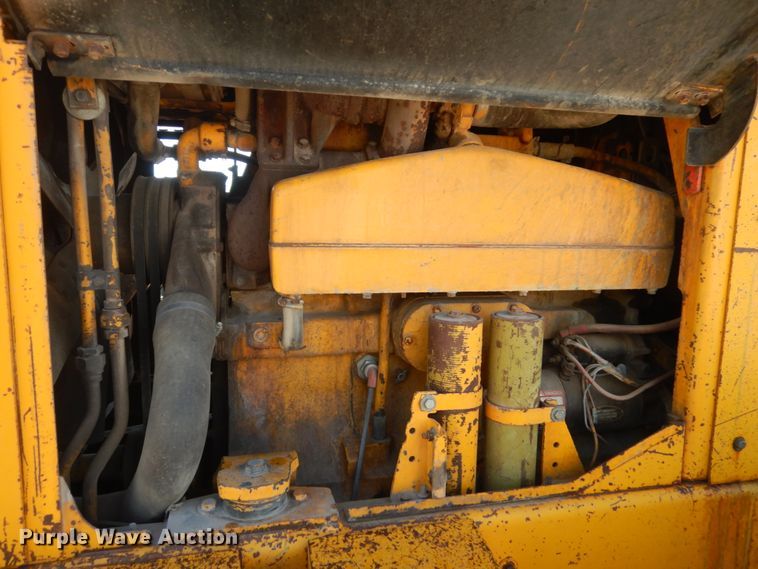 image for item FT9115 1981 John Deere 644C  wheel loader