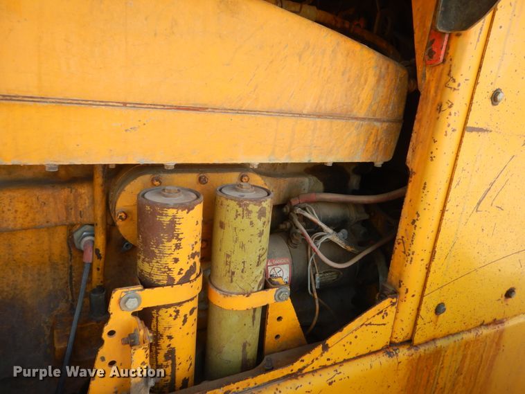 image for item FT9115 1981 John Deere 644C  wheel loader