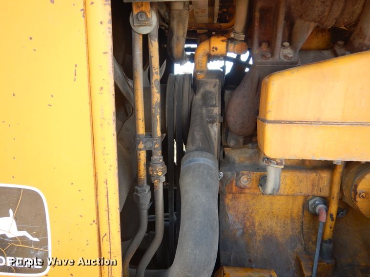 image for item FT9115 1981 John Deere 644C  wheel loader