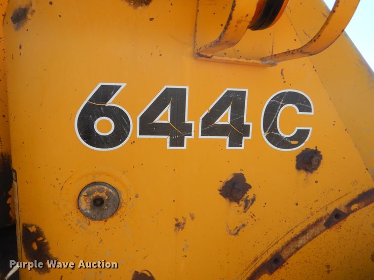 image for item FT9115 1981 John Deere 644C  wheel loader