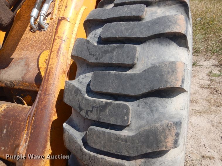 image for item FT9115 1981 John Deere 644C  wheel loader