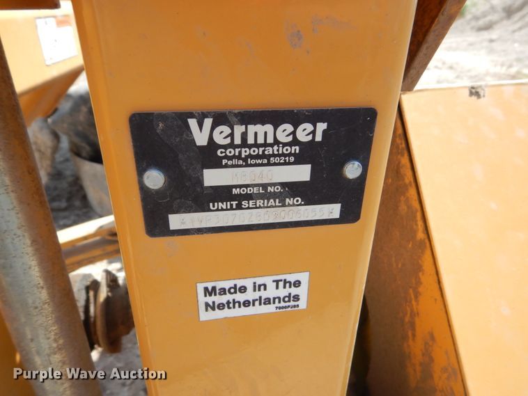 image for item FT9116 Vermeer M8040 disc mower