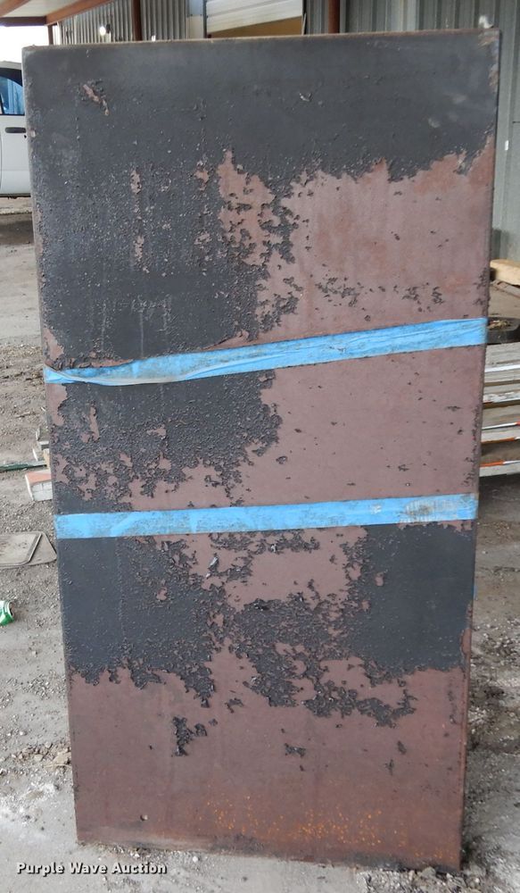 image for item FU9835 Amsec safe