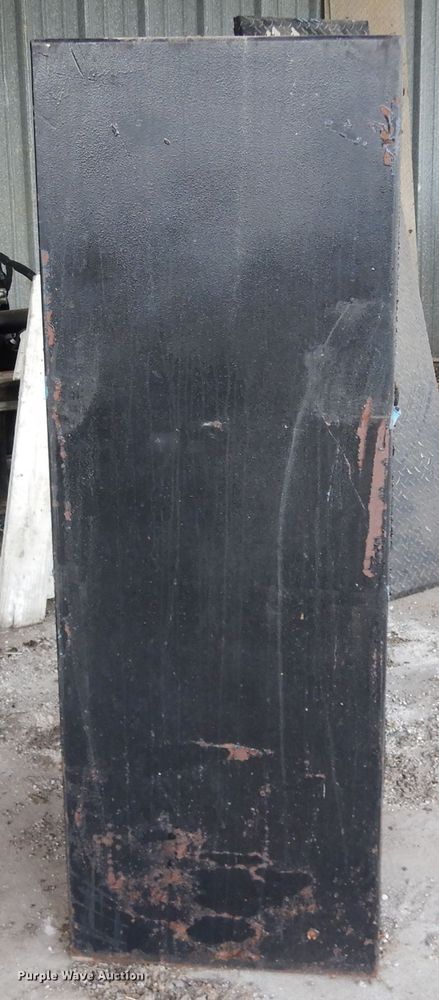 image for item FU9835 Amsec safe