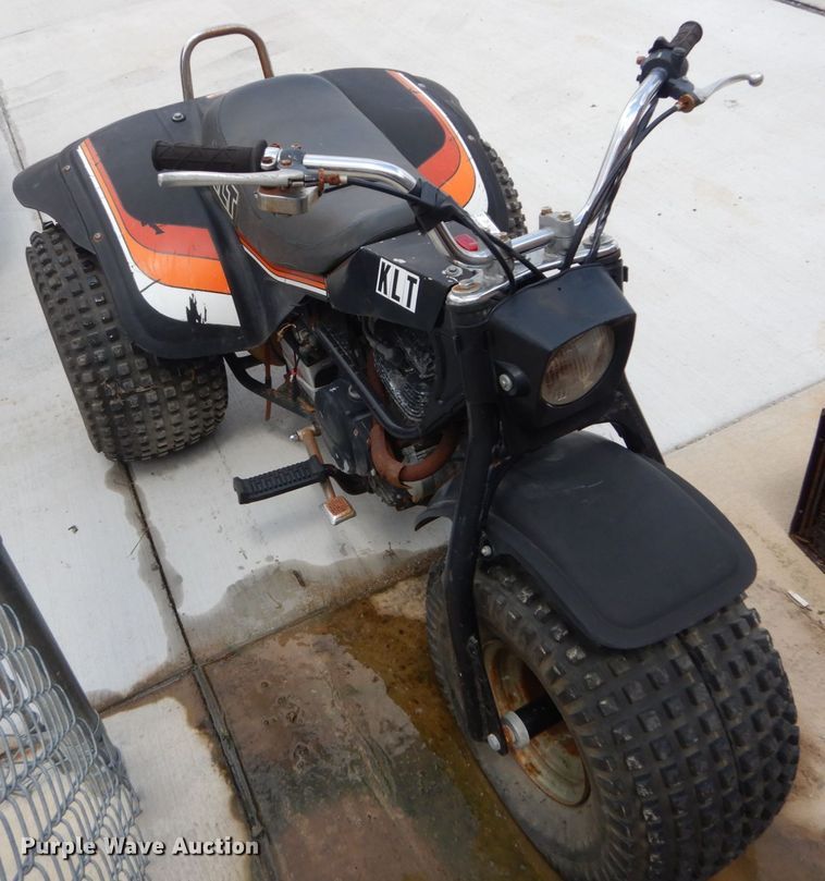 image for item GV9192 Kawasaki KLT 200  ATV