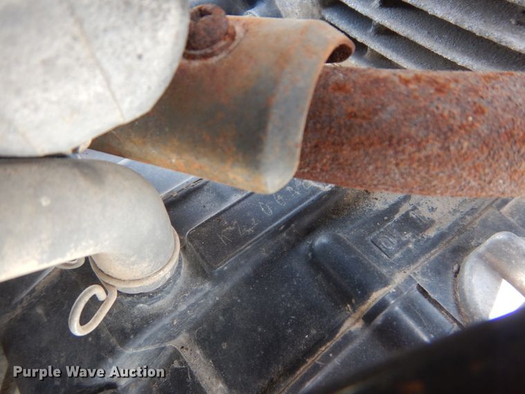 image for item GV9192 Kawasaki KLT 200  ATV