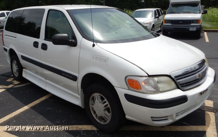 image for item GV9209 2003 Chevrolet Venture Z10 Cargo Extended  handicap accessible van