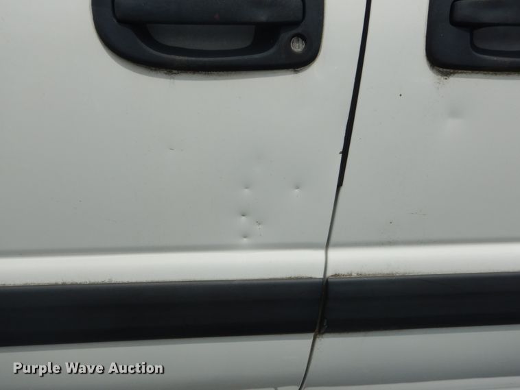 image for item GV9209 2003 Chevrolet Venture Z10 Cargo Extended  handicap accessible van