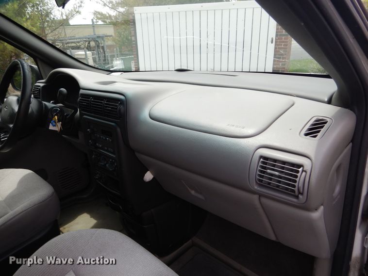 image for item GV9209 2003 Chevrolet Venture Z10 Cargo Extended  handicap accessible van