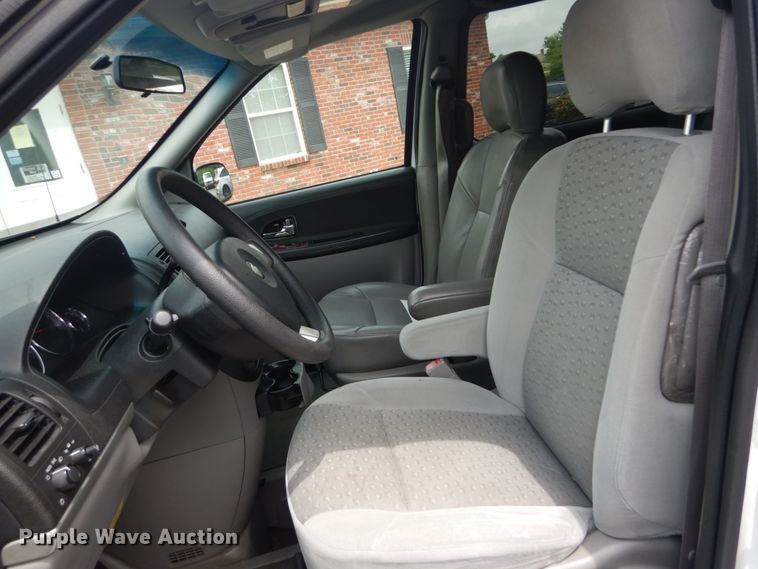 image for item GV9210 2006 Chevrolet Uplander  handicap accessible van