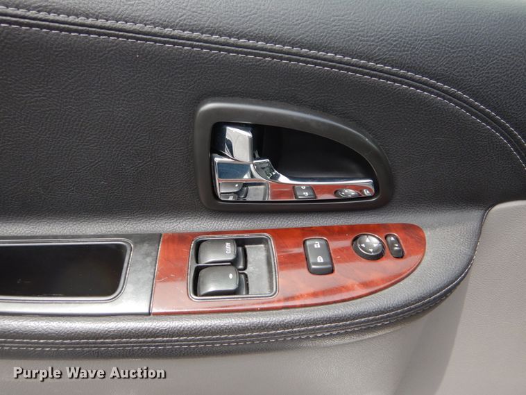 image for item GV9210 2006 Chevrolet Uplander  handicap accessible van