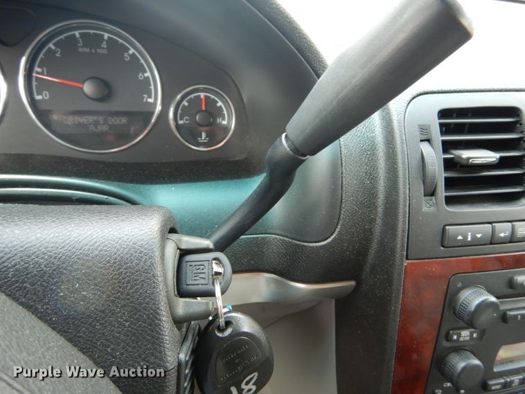 image for item GV9210 2006 Chevrolet Uplander  handicap accessible van