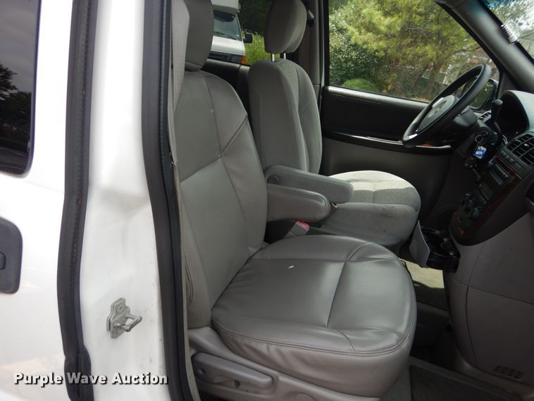 image for item GV9210 2006 Chevrolet Uplander  handicap accessible van
