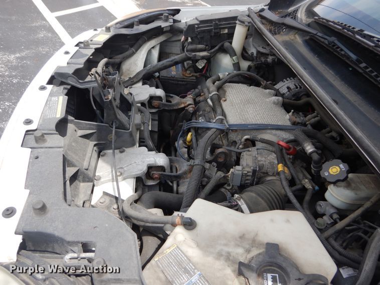 image for item GV9210 2006 Chevrolet Uplander  handicap accessible van