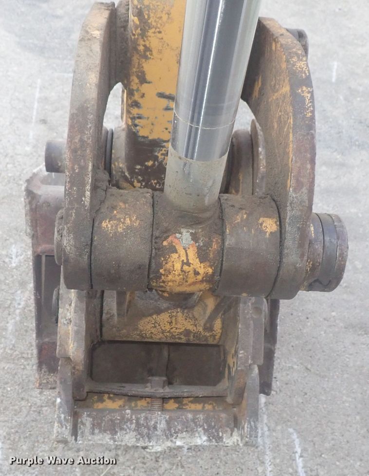 image for item GV9691 2000 John Deere 35 ZTS  mini excavator