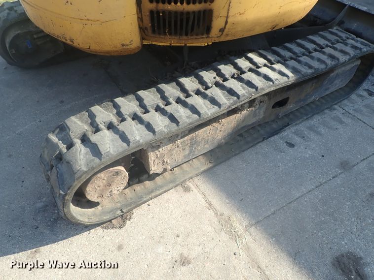 image for item GV9691 2000 John Deere 35 ZTS  mini excavator