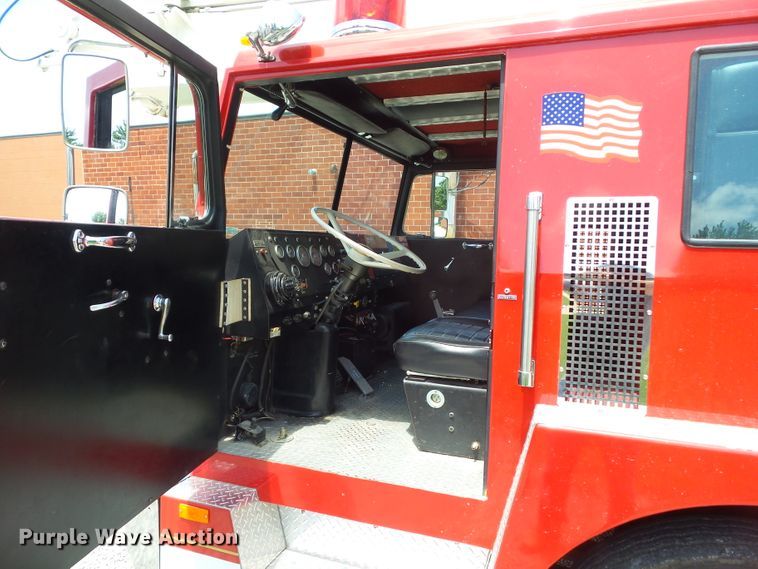 image for item GX9122 1974 International Snokel  ladder fire truck