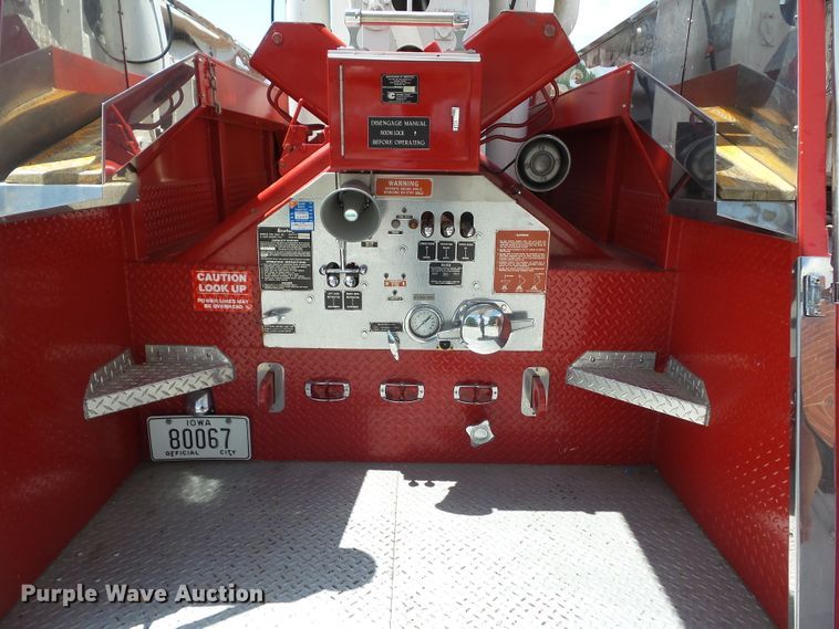 image for item GX9122 1974 International Snokel  ladder fire truck