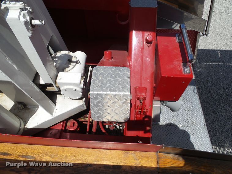 image for item GX9122 1974 International Snokel  ladder fire truck