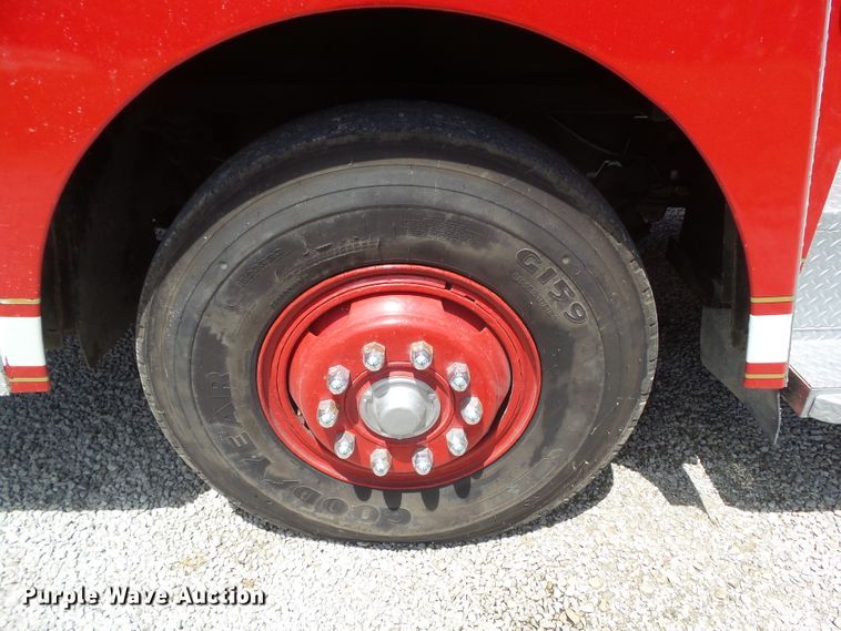 image for item GX9122 1974 International Snokel  ladder fire truck