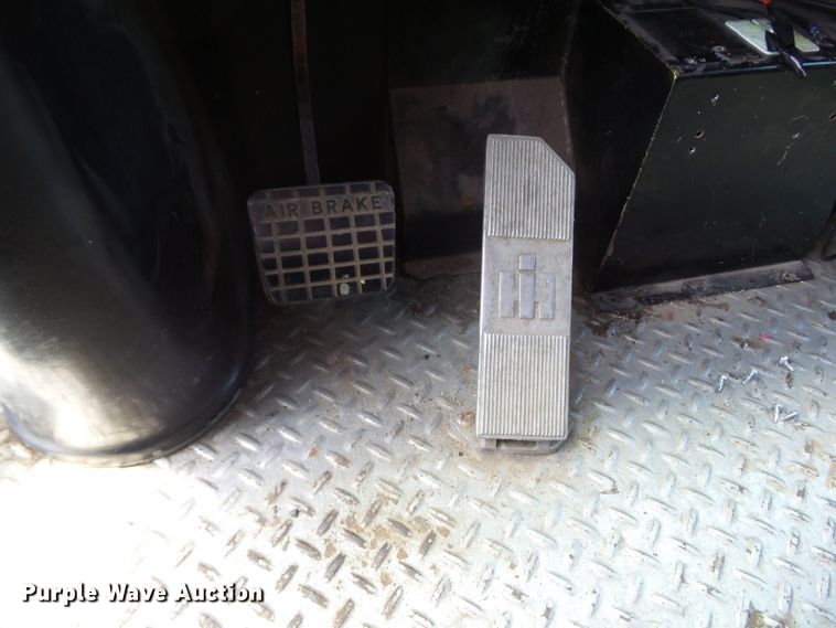 image for item GX9122 1974 International Snokel  ladder fire truck