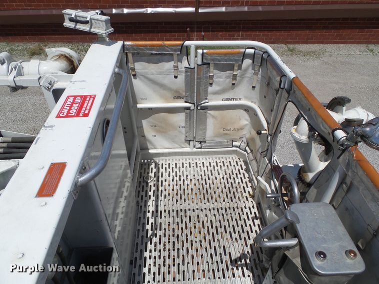 image for item GX9122 1974 International Snokel  ladder fire truck