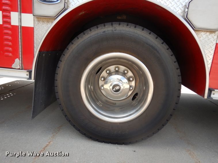 image for item HA9414 1997 E-one  rescue emergency vehicle