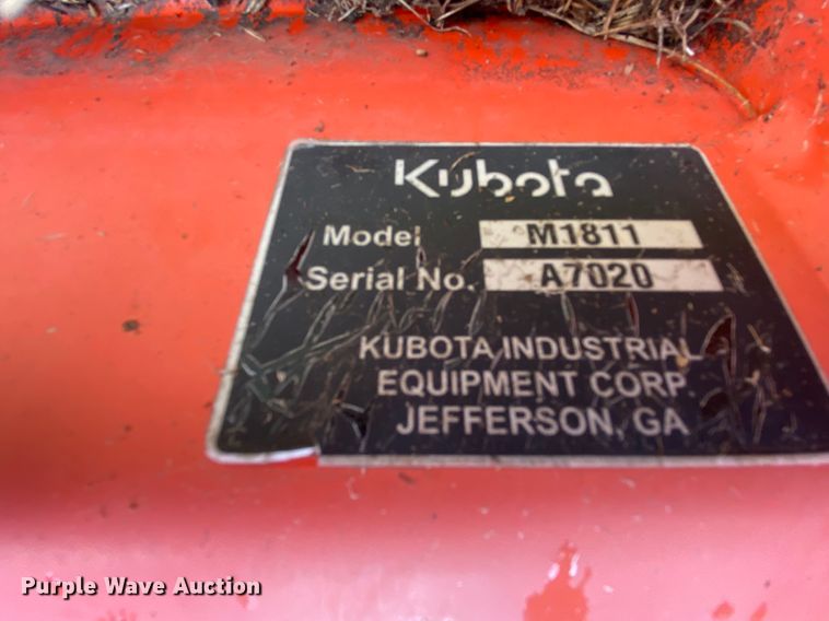 image for item HA9538 Kubota M7040  MFWD tractor