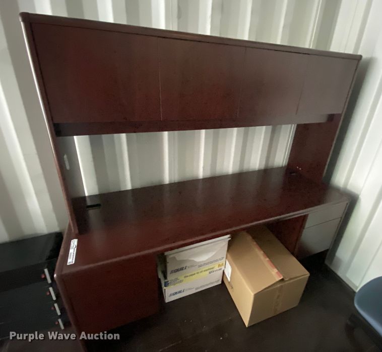 image for item HA9551 Desk