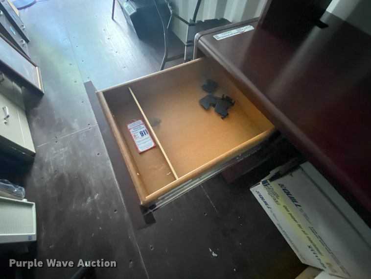 image for item HA9551 Desk