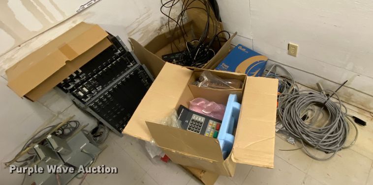 image for item HA9561 Zetron Series 3000 3911 telephone system