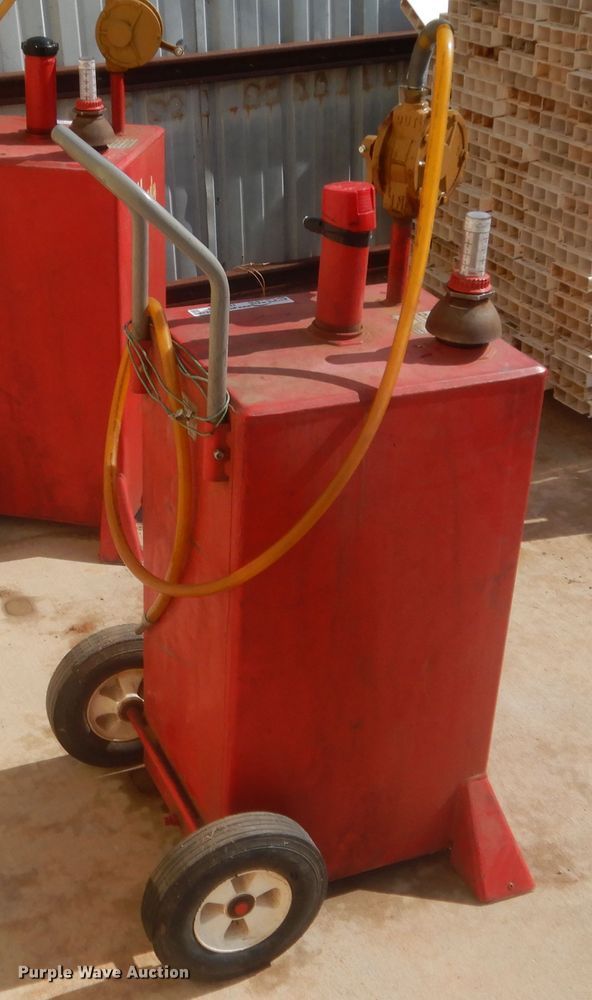 Handy fuel caddy in Norman, OK Item HB9333 sold Purple Wave