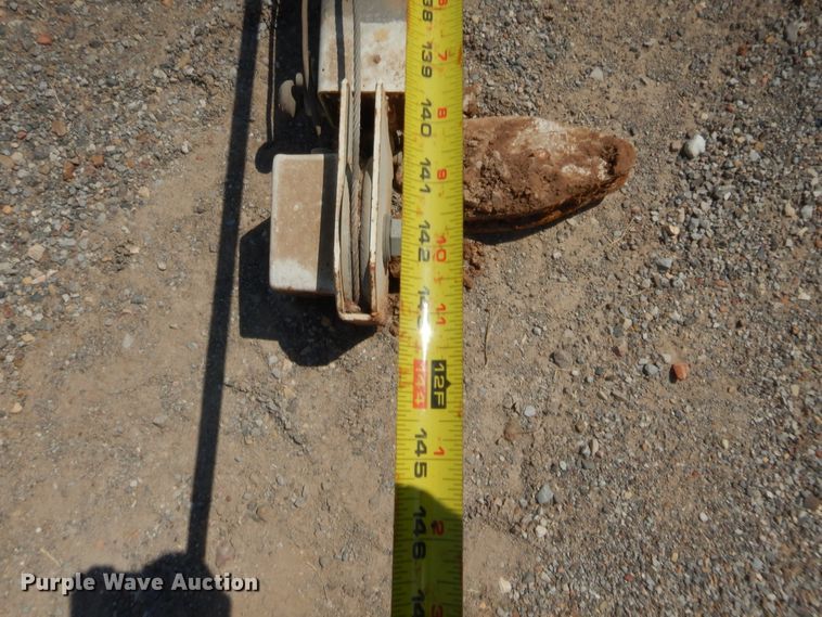 image for item HB9335 1991 International 9400  spreader truck