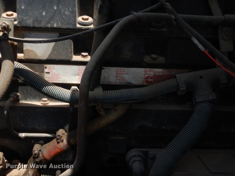 image for item HB9336 1991 International 9400  spreader truck