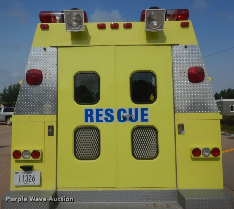 image for item HB9377 1981 Ford Econoline E350  rescue emergency vehicle