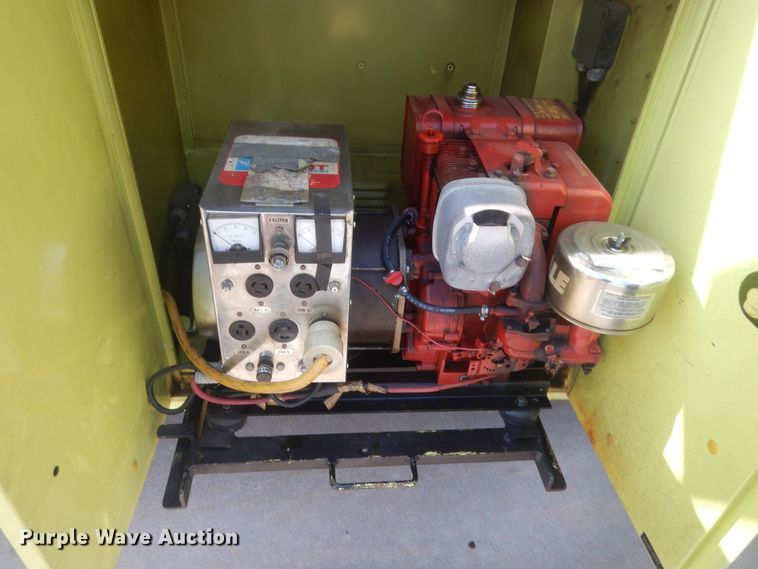 image for item HB9377 1981 Ford Econoline E350  rescue emergency vehicle