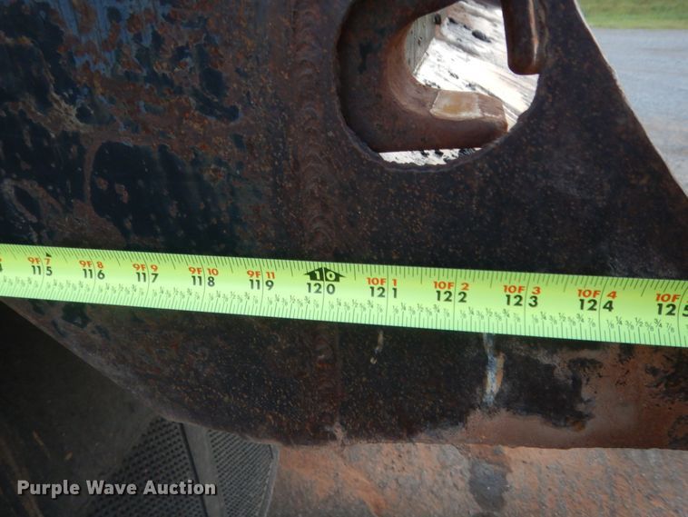 image for item HB9385 1999 International 4700  dump truck