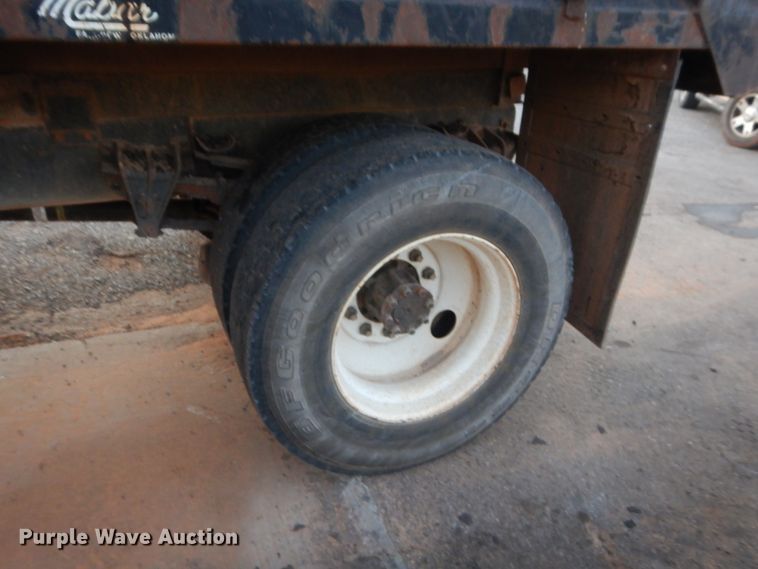 image for item HB9385 1999 International 4700  dump truck