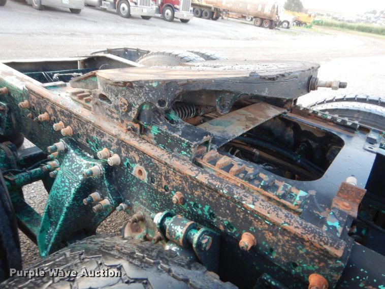 image for item HB9386 1996 Freightliner FLD  semi truck