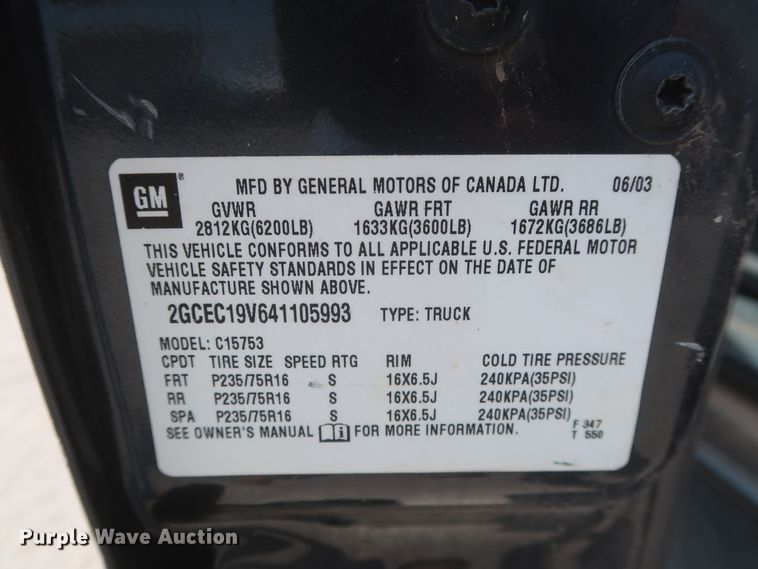 image for item HB9396 2004 Chevrolet Silverado 1500  Ext. Cab pickup truck