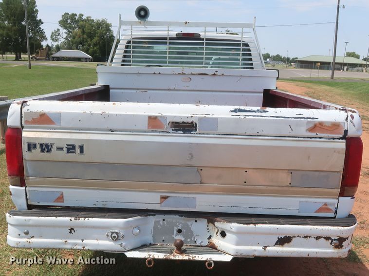 image for item HB9403 1995 Ford F150  pickup truck