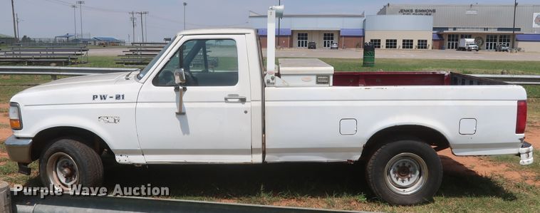 image for item HB9403 1995 Ford F150  pickup truck