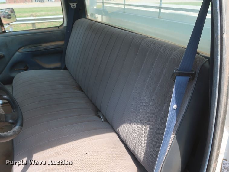 image for item HB9403 1995 Ford F150  pickup truck