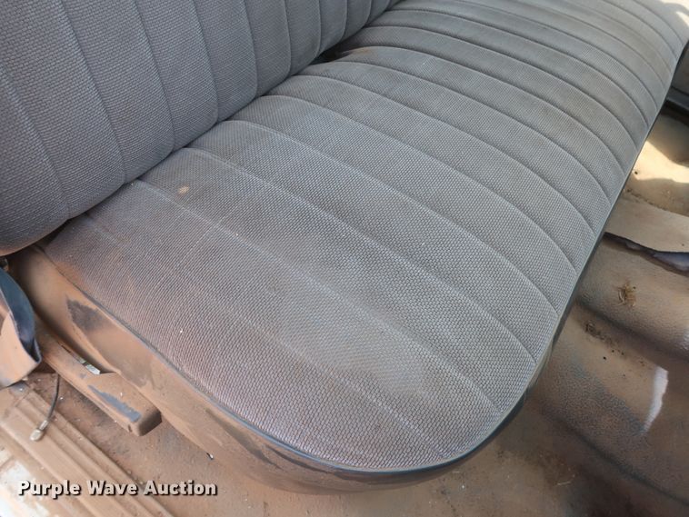 image for item HB9403 1995 Ford F150  pickup truck