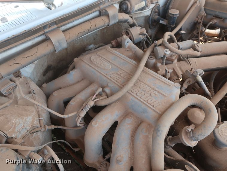 image for item HB9403 1995 Ford F150  pickup truck